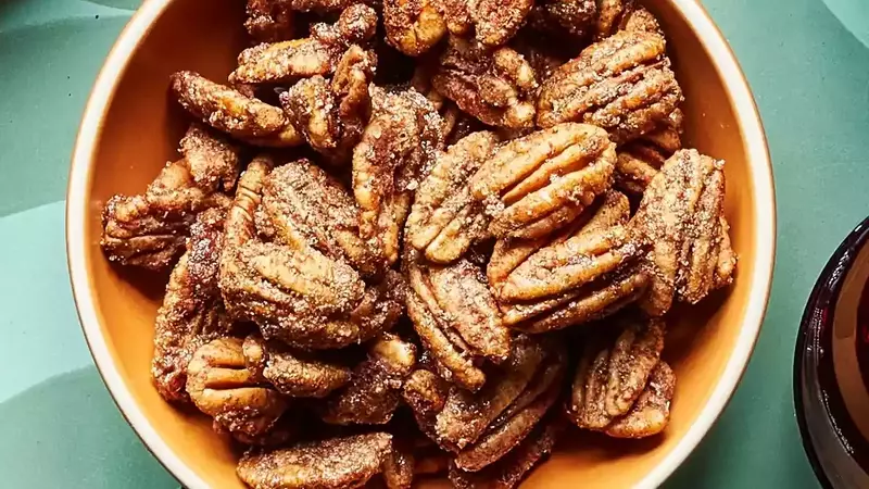 Low-Carb, High-Fiber Snacks for Digestive Health