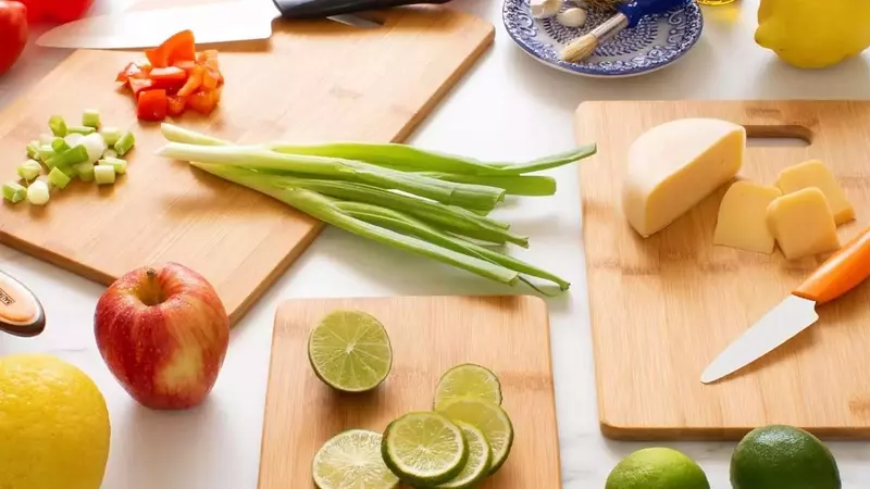 Reducing Microplastic Exposure in Your Kitchen: Essential Swaps for a Healthier Home