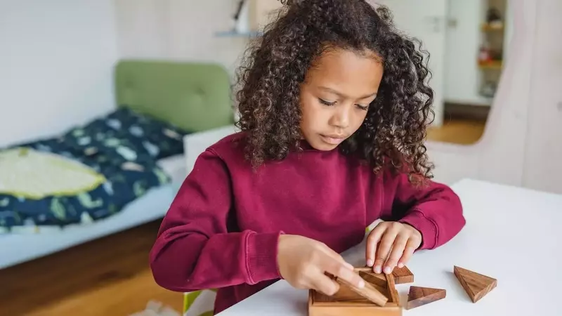 Nurturing Independent Thought in Children: A Comprehensive Guide for Parents