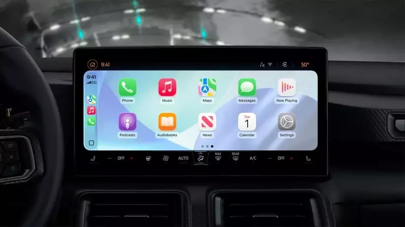 Apple CarPlay to Soon Support Video Playback