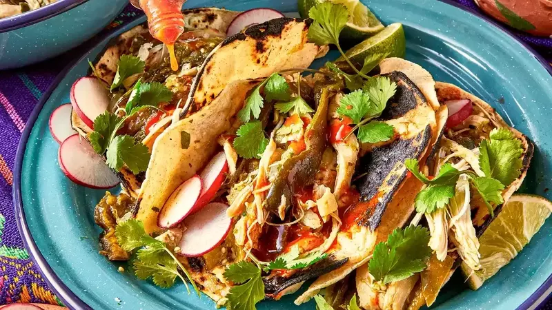 Effortless Slow Cooker Salsa Verde Chicken Tacos