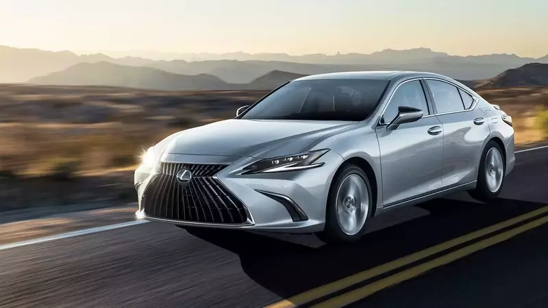 Lexus Concludes US ES Production, Embraces Electrified Future
