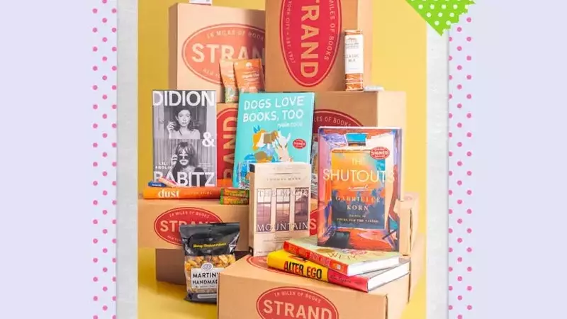 Scary Mommy's Top Book Subscription Boxes of 2026