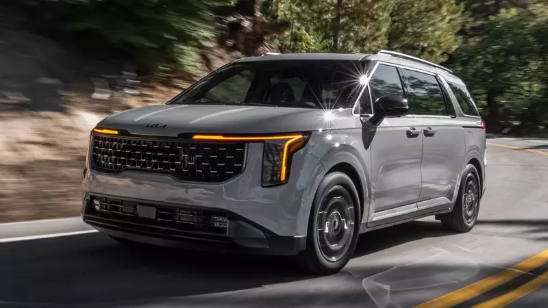 2027 Kia Carnival Hybrid: A Refined and Efficient Minivan Experience