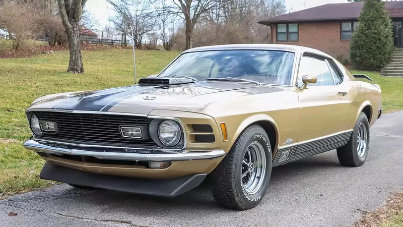 The Enduring Appeal of the 1970 Ford Mustang Mach 1 with 428 Super Cobra Jet Engine