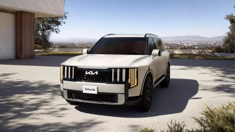 Kia's Ambitious Leap: The 2027 Telluride Hybrid's Expected Impact