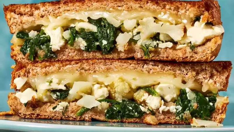 Mediterranean High-Protein Lunch Delights for Sustained Energy