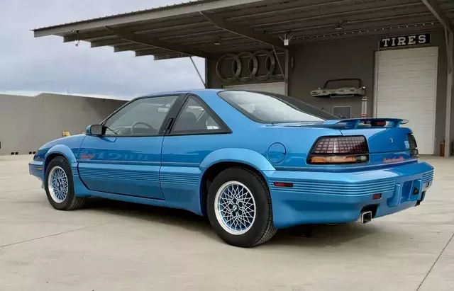 Rare Richard Petty Edition 1992 Pontiac Grand Prix with Manual Transmission Hits Auction Block