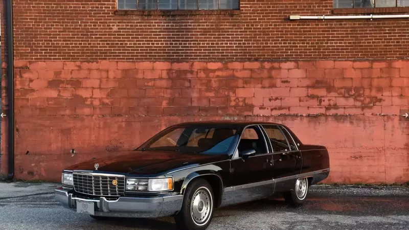 The Allure of the 1994 Cadillac Fleetwood: A Blend of Classic Elegance and Potent Performance