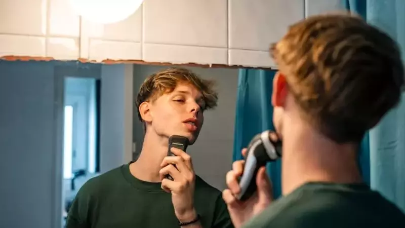 Understanding "Looksmaxxing": A Dangerous Trend for Teen Boys