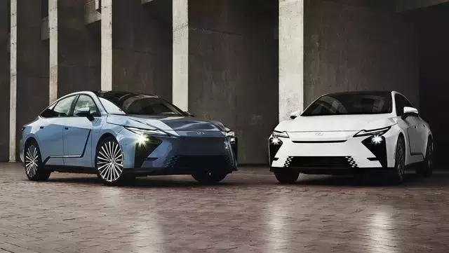 2026 Lexus ES Sedan: Hybrid and Electric Pricing Revealed