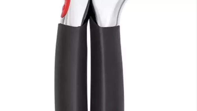 The Ultimate Guide to Garlic Presses: Top Picks for Every Cook