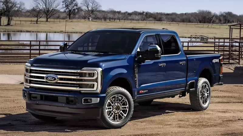 Ford Recalls Thousands of Super Duty Trucks for Driveshaft Defect