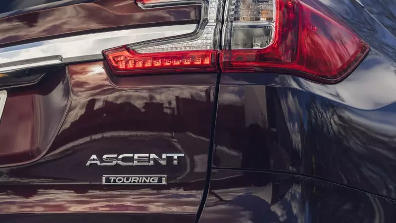 2026 Subaru Ascent: A Comprehensive Photo Gallery