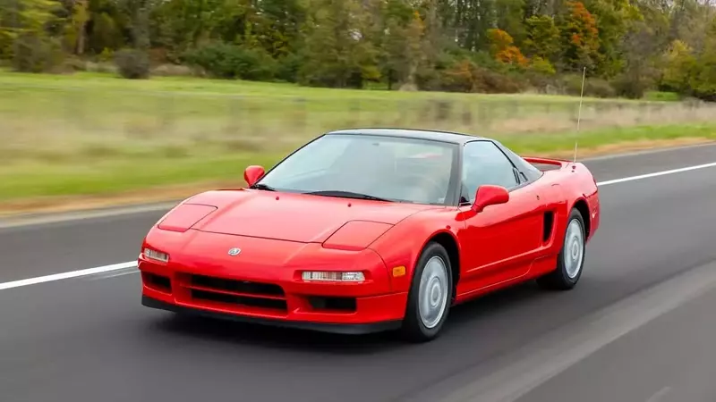 Honda to Offer New Parts for Classic Acura NSX Models