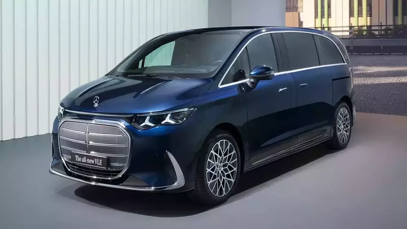 Mercedes-Benz VLE Electric Minivan Arrives in America