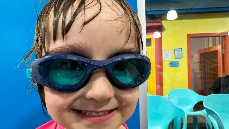The Ultimate Guide to Kids' Swim Goggles: Protection and Comfort for Every Young Swimmer