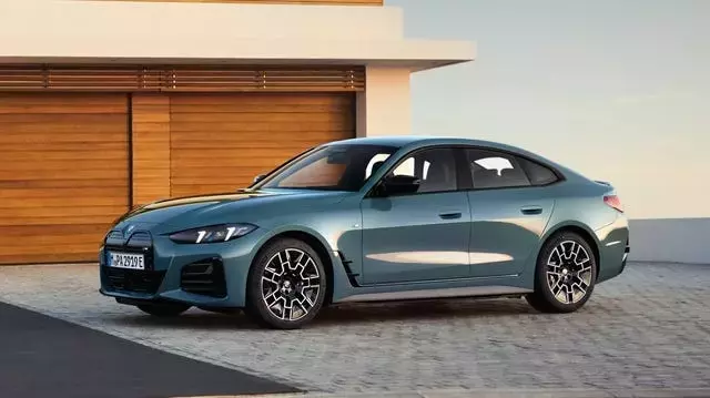 BMW i4 Discontinued as i3 Sedan Steps into the Spotlight