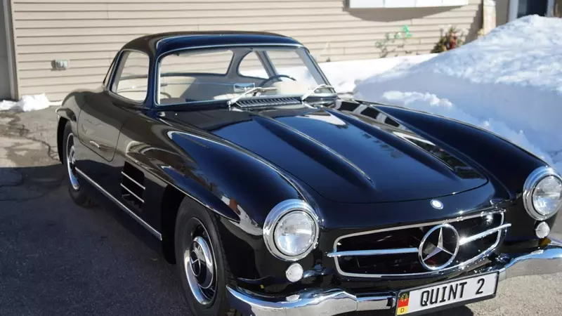 A Unique Mercedes-Benz 300SL Gullwing Replica is Up for Auction