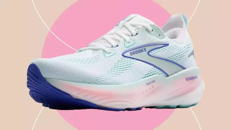 Brooks Glycerin GTS 22: A Podiatrist-Approved Running Shoe on Sale