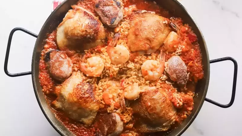 The Ultimate Guide to Selecting the Perfect Paella Pan