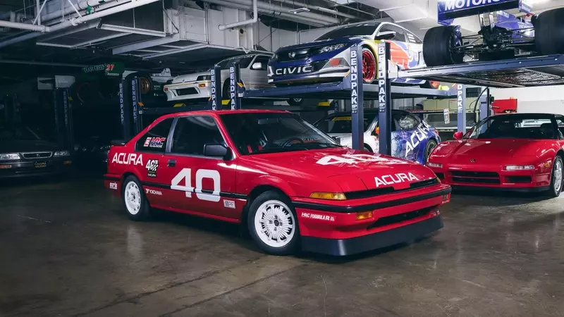 Acura Celebrates 40th Anniversary with Reimagined Integra Race Car