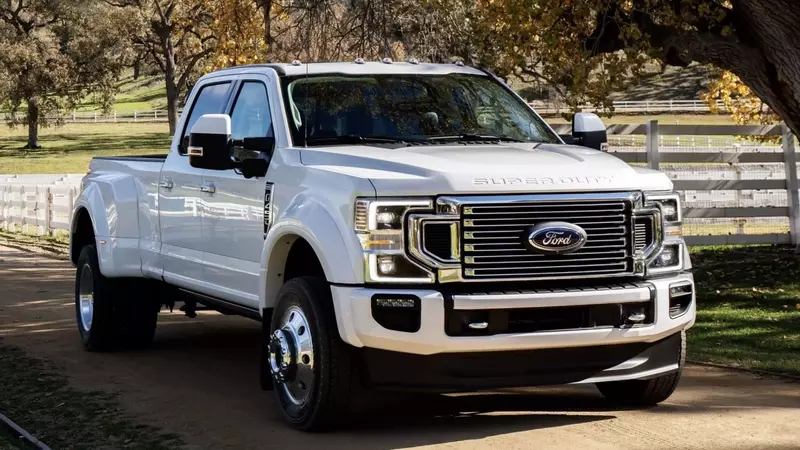 Ford Recalls Thousands of Super Duty Pickups For Failing Fuel Pumps Again