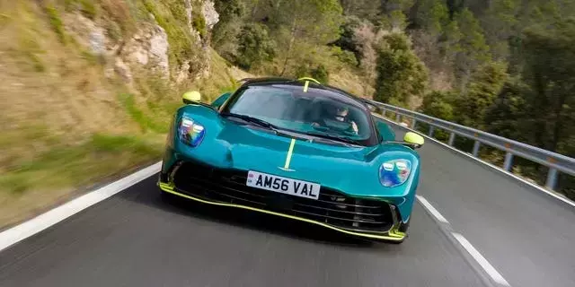 2026 Aston Martin Valhalla: Aerodynamic Prowess and Exhilarating Performance