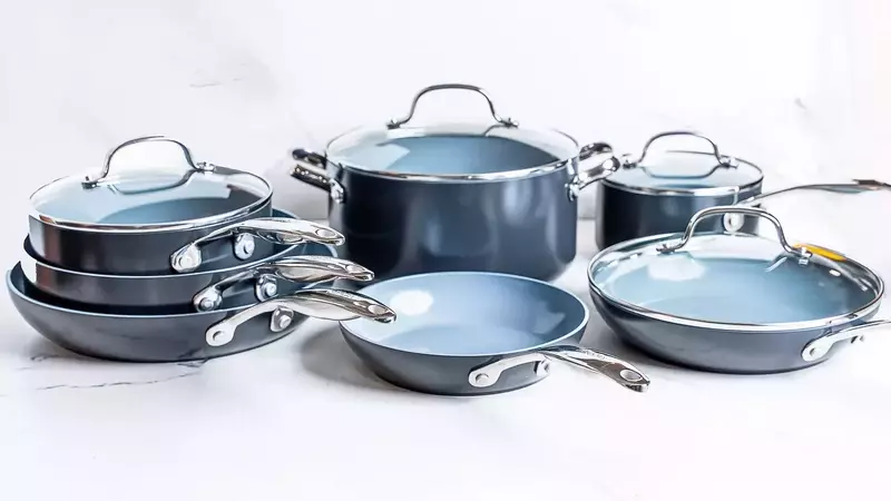 The Best Non-Toxic Cookware Sets of 2024