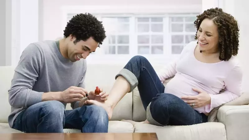 Gel Manicures During Pregnancy: A Comprehensive Safety Guide
