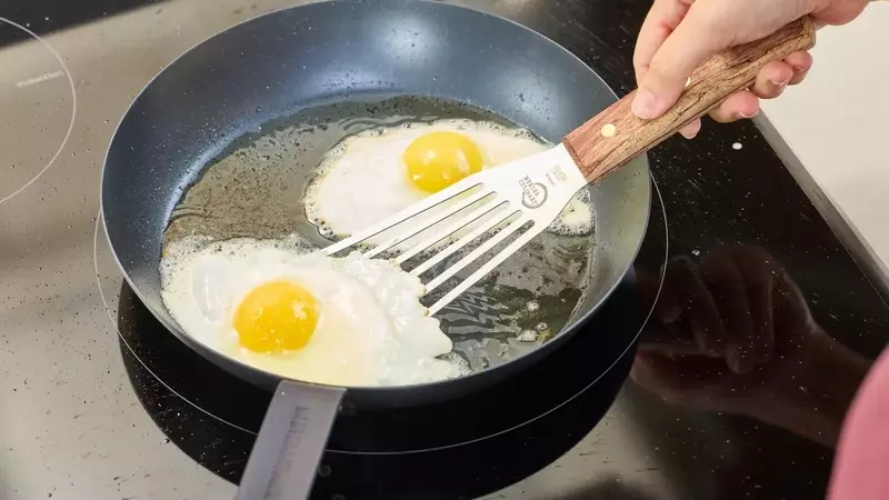 Merten & Storck Carbon Steel Skillet: A Must-Have for Every Kitchen
