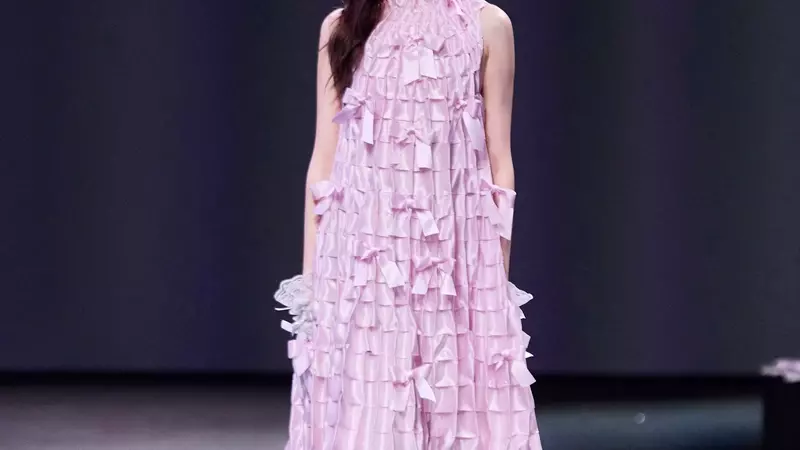 Susan Fang's Fall 2026 Collection: A Journey Through Time and Ethereal Design
