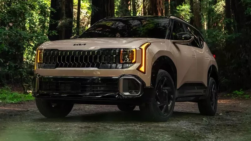 Unveiling the 2027 Kia Seltos: A New Era for the Subcompact SUV