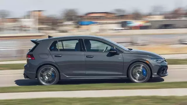 First Impressions of the 2026 Volkswagen Golf R: A Long-Term Test