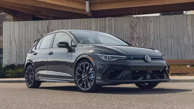 2026 Volkswagen Golf R: Long-Term Test Vehicle