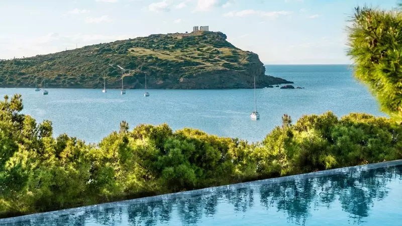 Greek Getaway: A Dual Escape to Ancient Sites and Modern Comforts