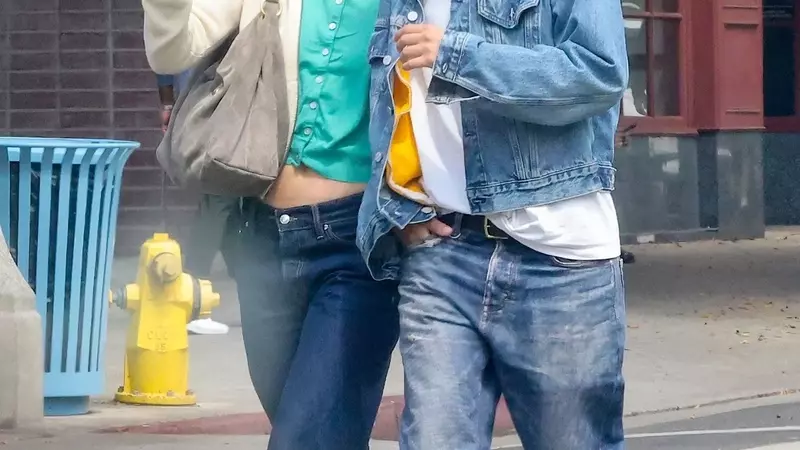 Celebrity Couple Lily-Rose Depp and 070 Shake's Contrasting Styles Converge on Baggy Jeans