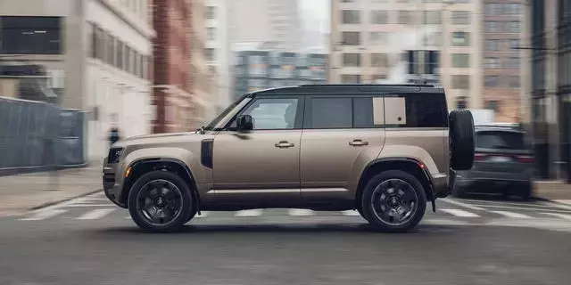 2025 Land Rover Defender OCTA: A Powerhouse SUV Unveiled