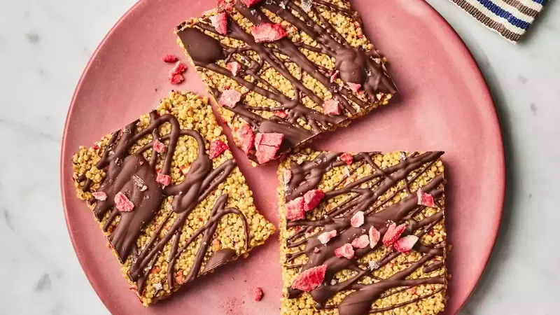 Delicious and Healthy Chocolate Snack Ideas