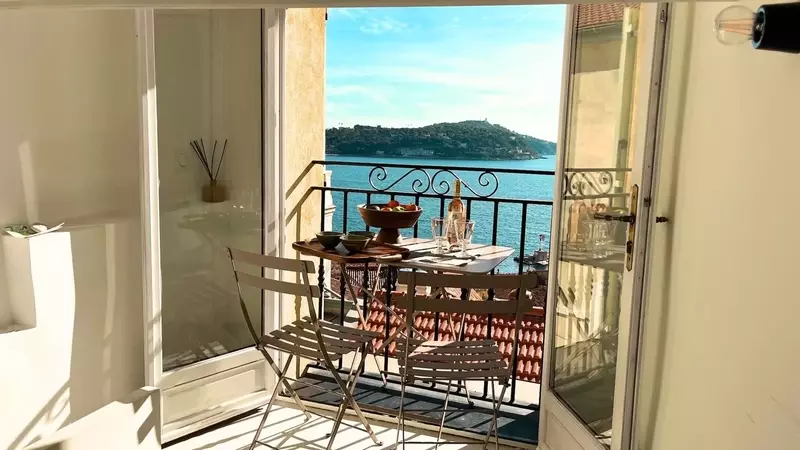 Discovering the Best Airbnb Retreats on the French Riviera