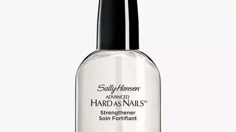 The Enduring Appeal of Long Almond Nails: A Timeless Manicure Choice