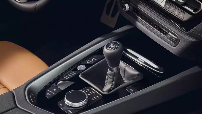 BMW's Continued Commitment to Manual Transmissions Amidst Industry Shift
