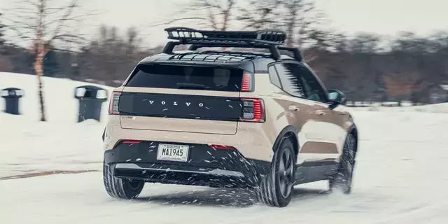 2026 Volvo EX30 Cross Country: An Overview of the Electric Crossover