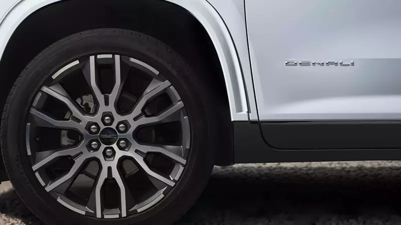 GM Faces Class-Action Lawsuit Over Alleged Brake Failures in 2025 Vehicle Models