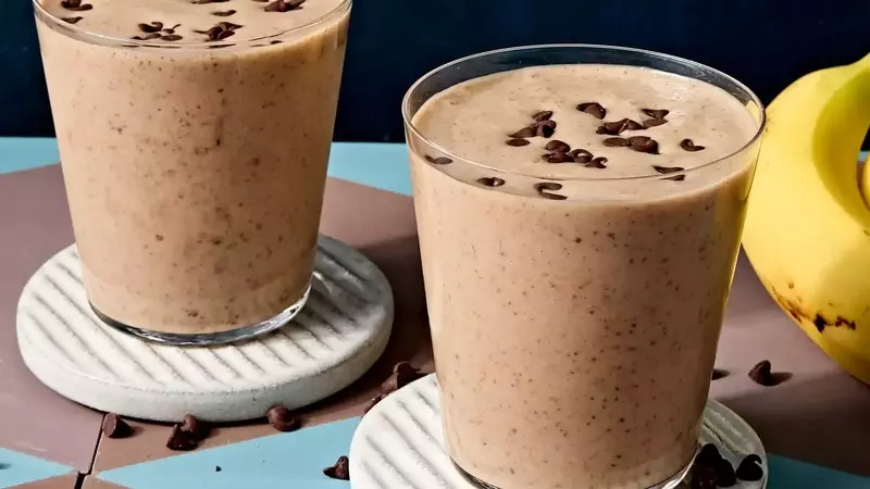 Crafting the Ultimate Snickers-Inspired Protein Shake