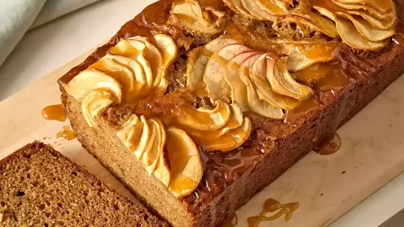 Delectable Brown Sugar-Glazed Apple Cake Recipe