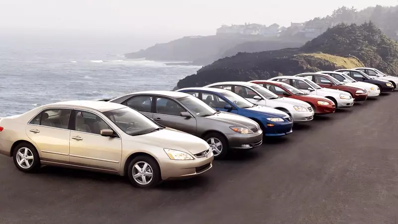 A Nostalgic Look at 2003 Mid-Size Sedans: A Comparative Review