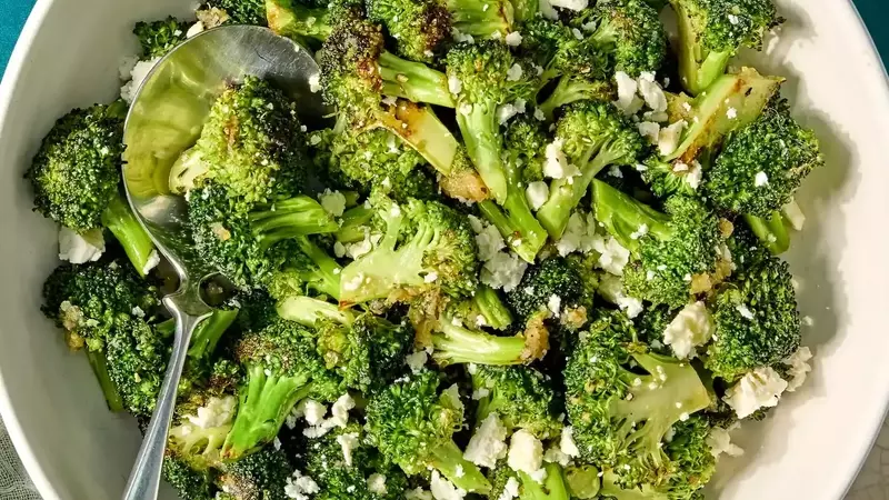 Delectable Lemon Feta Melting Broccoli