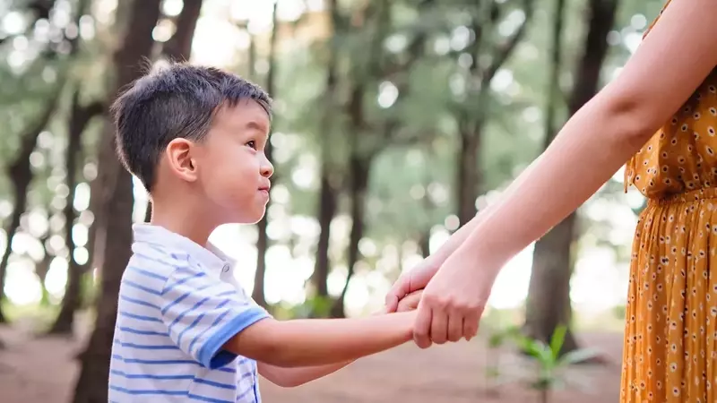 Mastering the 'Yes' and 'No' in Parenting: A Guide to Balance and Effective Communication