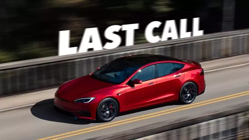 Tesla Launches Exclusive Signature Series for Model S and X as Production Nears End